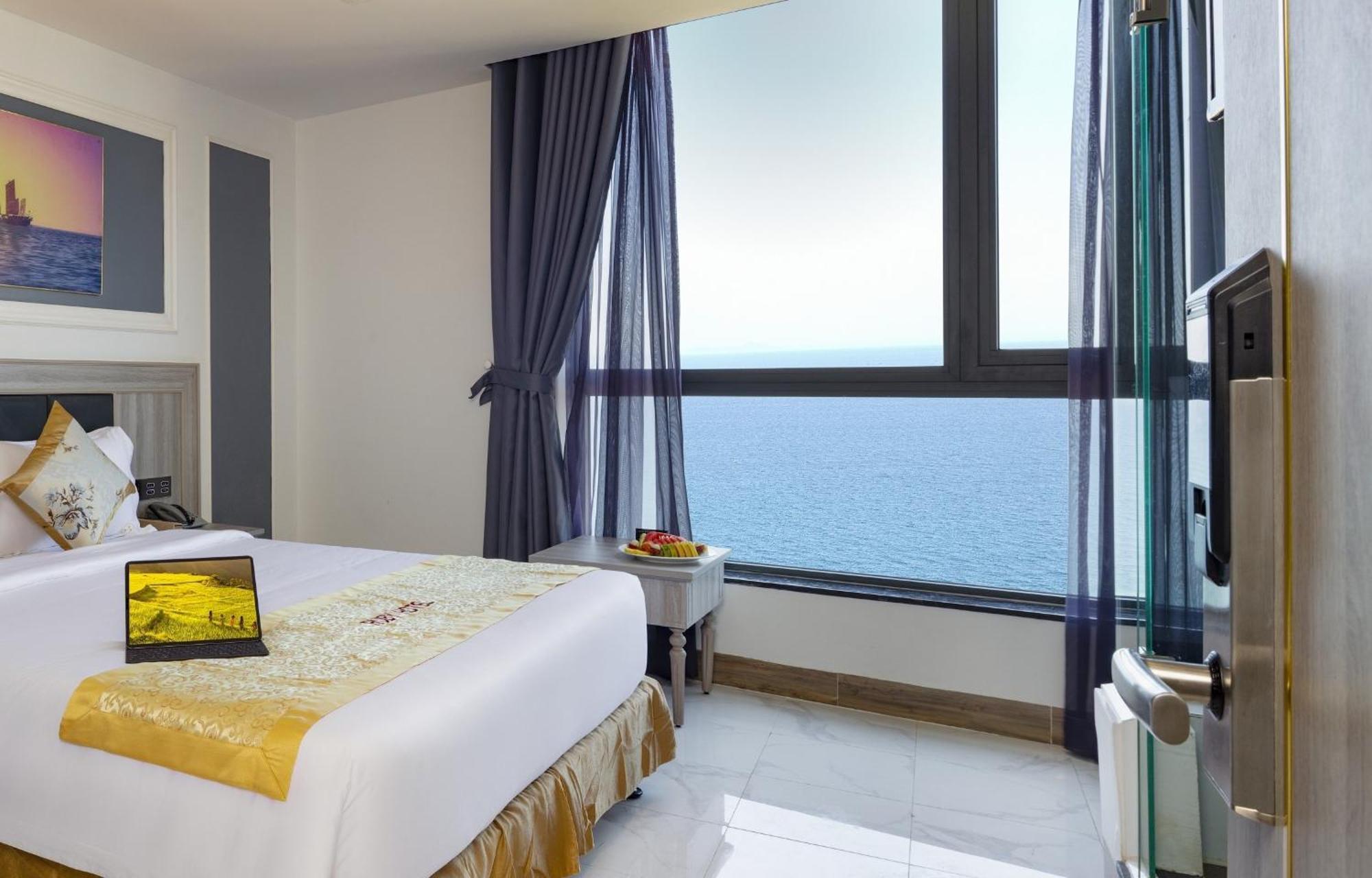 Ruby Hotel Nha Trang Exterior photo