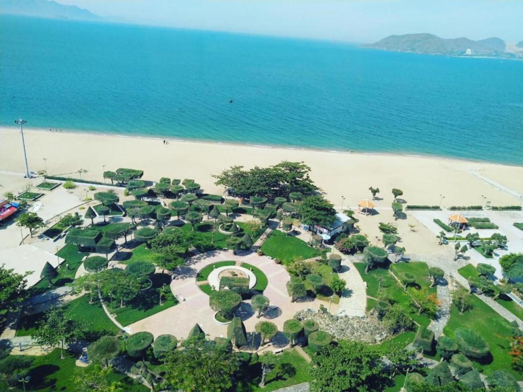 Ruby Hotel Nha Trang Exterior photo